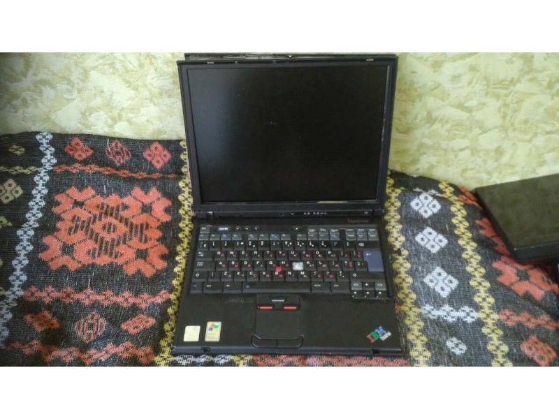 Ноутбук IBM ThinkPad T41 НЕИСПРАВНЫЙ №36X
