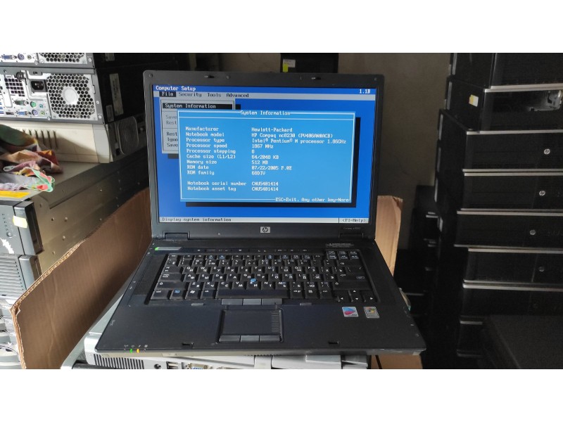 Ноутбук HP Compaq nc8230