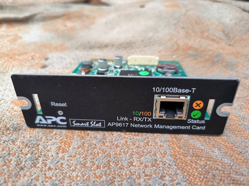 Сетевая карта APC Smart Slot AP9617 Network Management Card 10/100Base-T