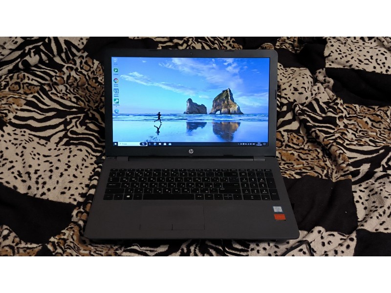 Ноутбук HP 250 G6 i3-6006u №22