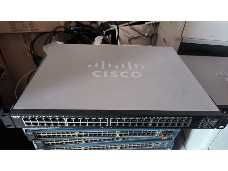 Комутатор CISCO SF200-48P