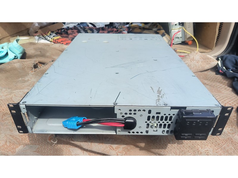 Безперебійник ДБЖ APC Smart-UPS RM 2200VA (SMT2200RMI2U)