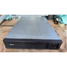 Бесперебійники APC 2200 SMT2200RMI2U