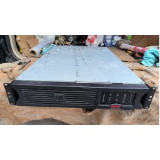 Бесперебійникі APC Smart 2200 SUA2200RMI2U