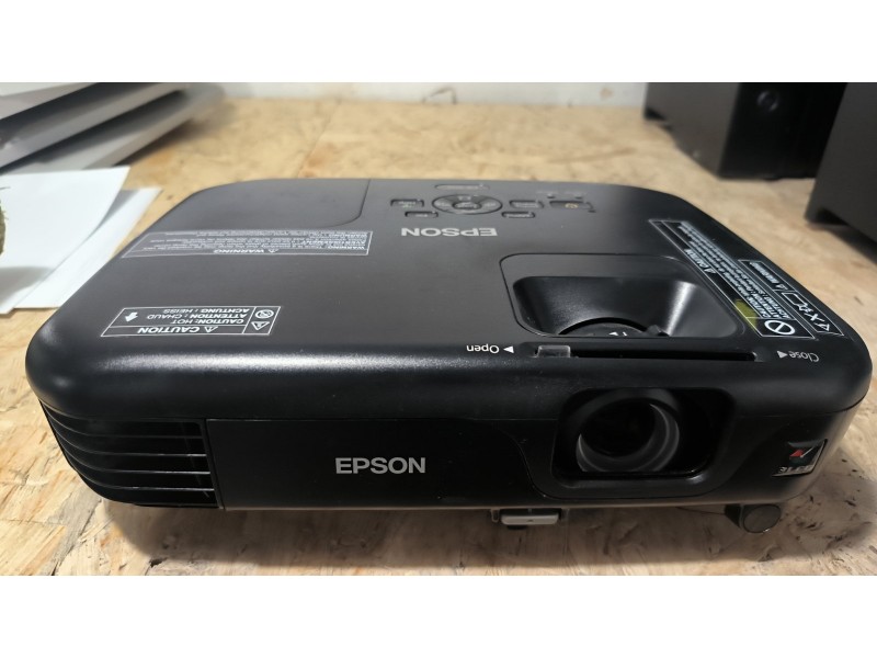 Проектор EPSON EB-X02