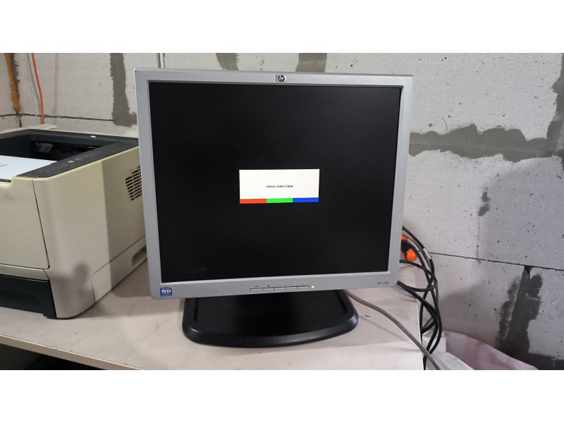 Монітор HP L1740