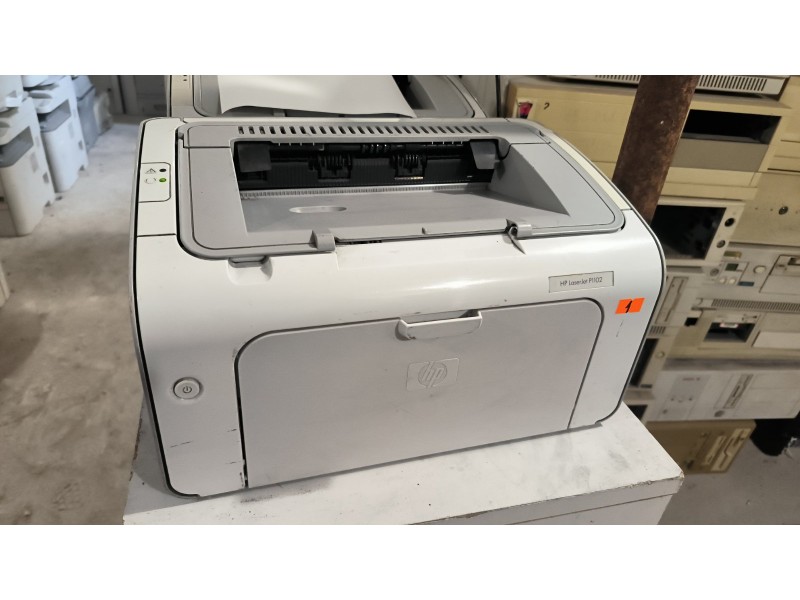 Принтер HP LaserJet 1102 №1