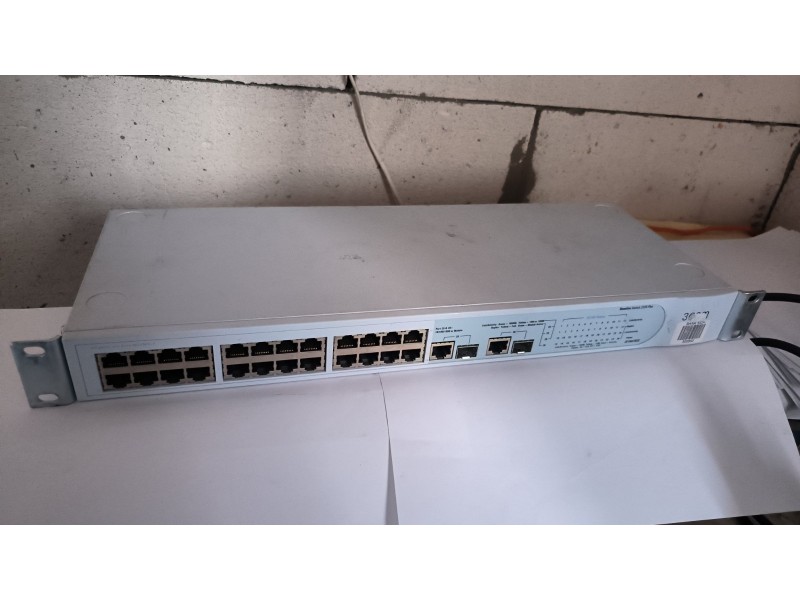 Комутатор 3Com Baseline 2226 Plus