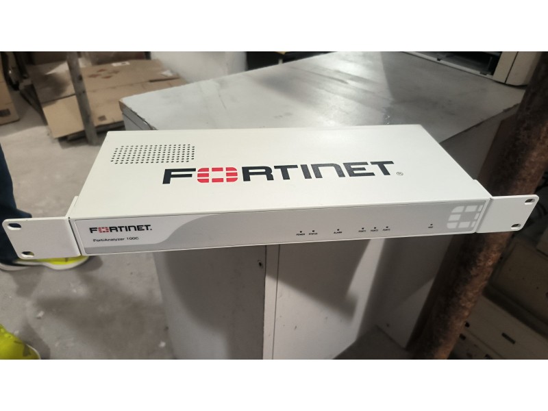 Аналізатор мережи FortiAnalyzer-100C