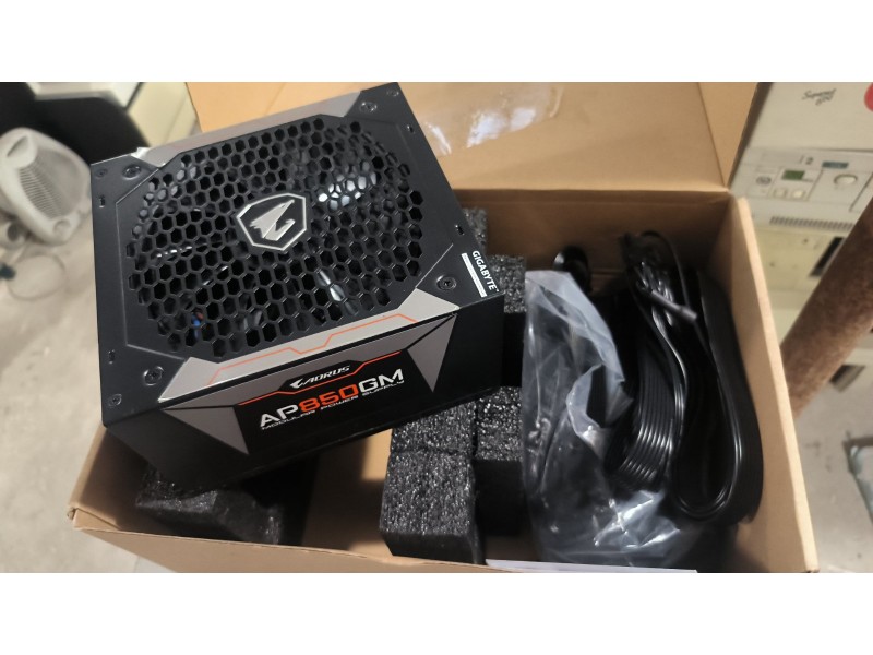Блок живлення Gigabyte Aorus P850W 80+ Gold Modular (GP-AP850GM)