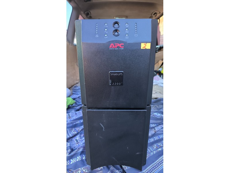 Бесперебійник ДБЖ APC Smart-UPS 2200 SUA2200I №2