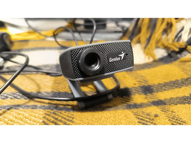 Веб-камера Genius FaceCam 1000X HD
