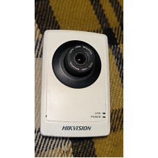 IP відеокамери Hikvision DS-2CD8133F-E POE