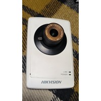 IP відеокамери Hikvision DS-2CD8133F-EW POE