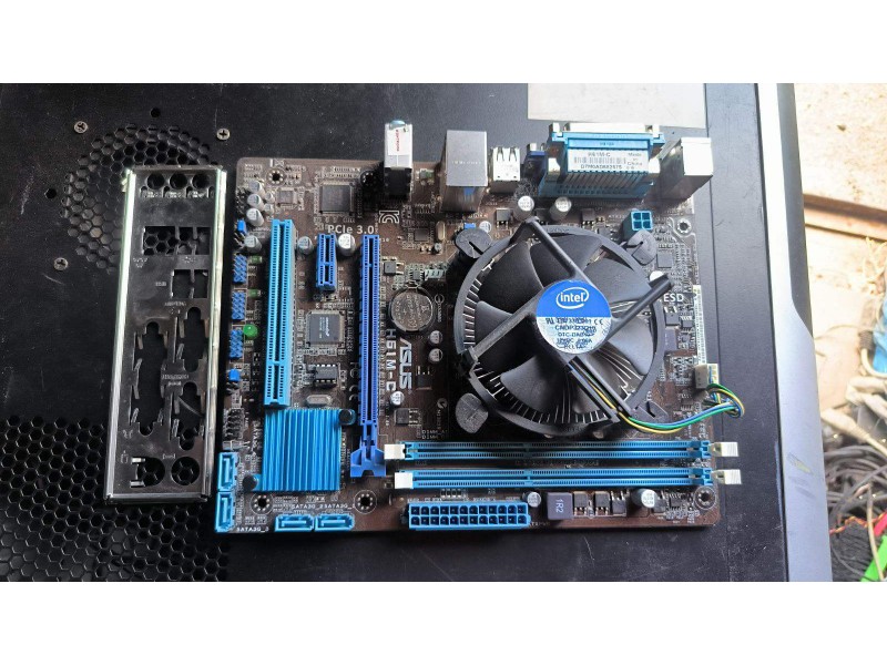 Материнські плати ASUS P8H61-C