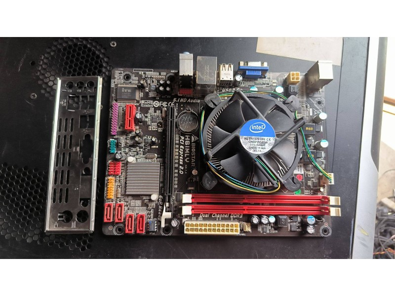 Материнські плати BIOSTAR H61MLV