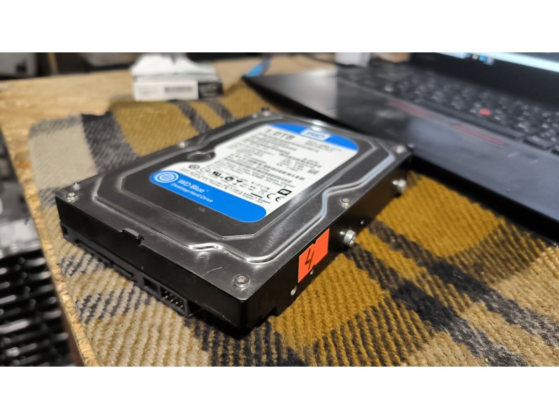 Жорсткий диск HDD Western Digital WD10EZEX 1Tb №4