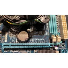 Комплект. Материнська плата GIGABYTE GA-H61M-DS2 + Pentium G620