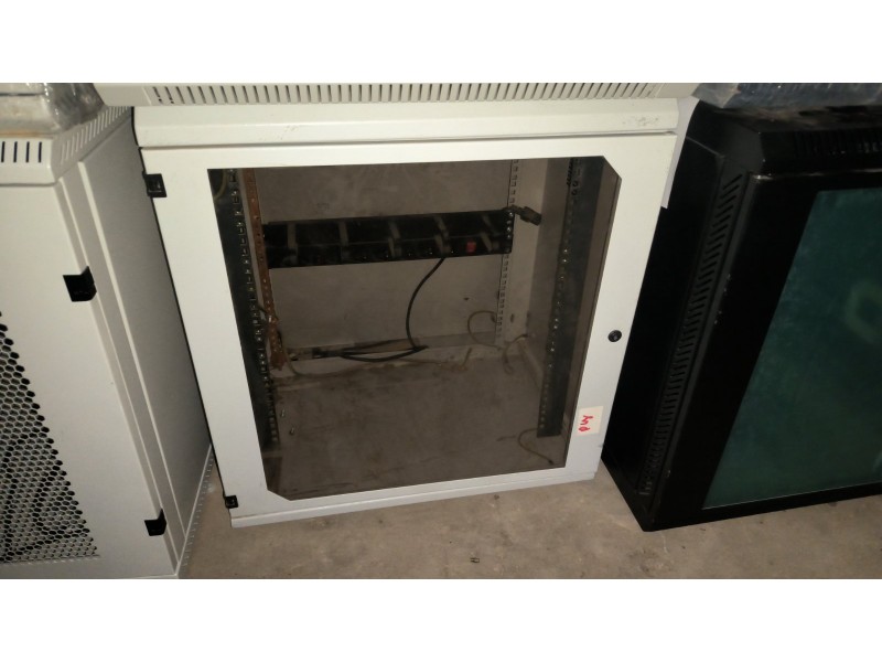 Шафи серверні білі 12U