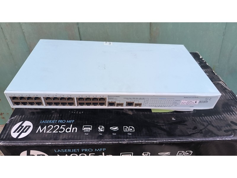 Комутатори 3Com Baseline Switch 2426-PWR Plus 8 портів 1000Mbit (3C16491-ME)