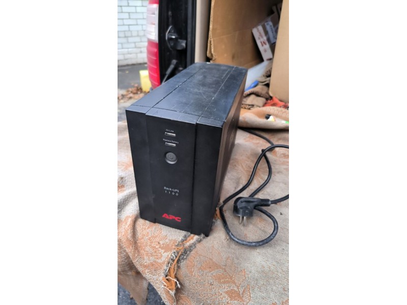 Бесперебійник ДБЖ APC Back-UPS 1100 (BX1100CI-RS)