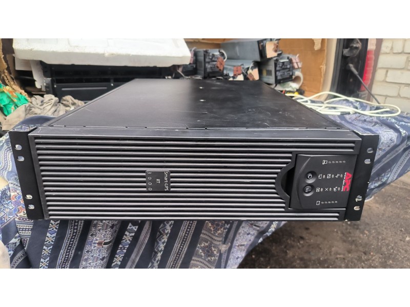 Бесперебійник ДБЖ APC Smart-UPS RT 5000VA SURTD5000XLI Бесперебійник ДБЖ APC Smart-UPS RT 5000VA SURTD5000XLI
