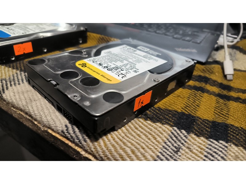 Жорсткий диск HDD Western Digital WD2003FYYS 2TB №1x