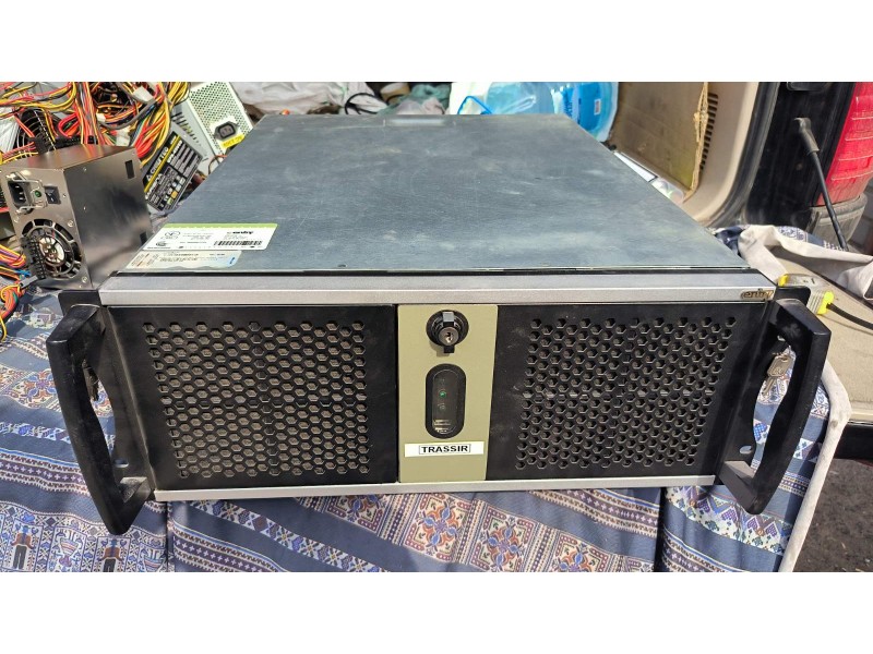 Серверний корпус 4U Entry