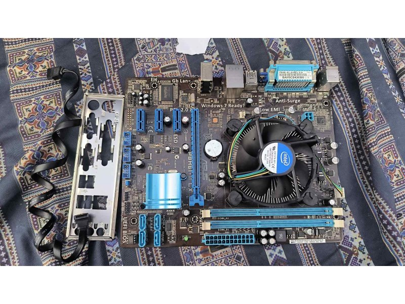 Материнська плата ASUS P8H61-M LX