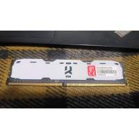 Память до ПК DDR4 8Gb PC4