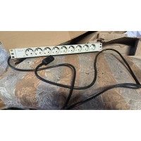 Блок розеток Schroff 1U у серверну шафу