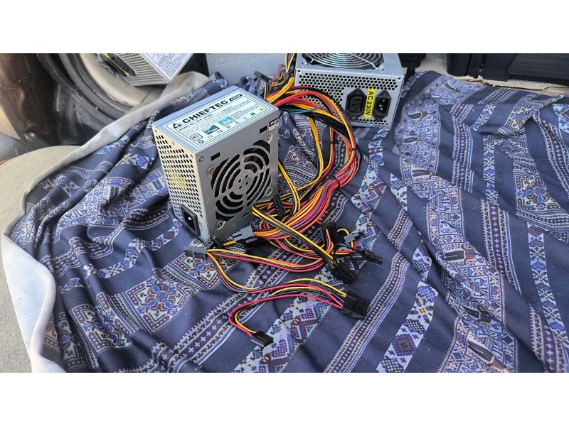 Блок живлення CHIEFTEC SFX-450BS
