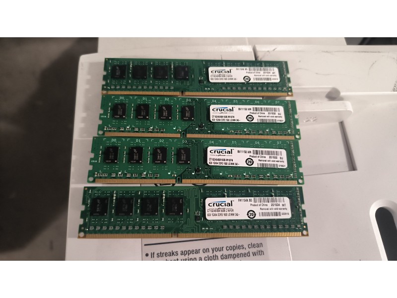 Память DDR3 8Gb Crucial 1600