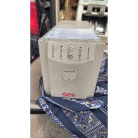 Бесперебійник APC Smart-UPS 700 SU700INET Бесперебійник APC Smart-UPS 700 SU700INET
