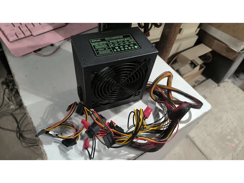 Блок живлення DELUX ATX-550W P4 (DLP-40DG) 550W