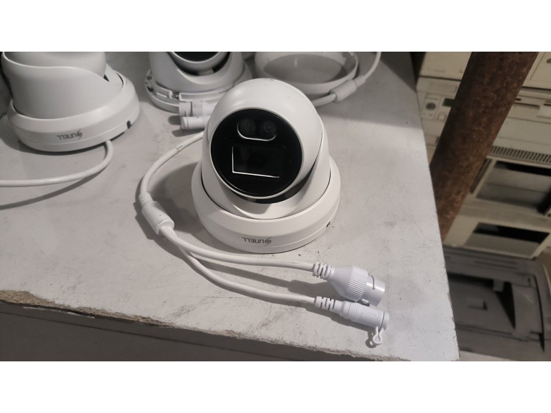 Купольні IP POE камери Sunell SN-IPR5122HZBS-B з мікрофоном
