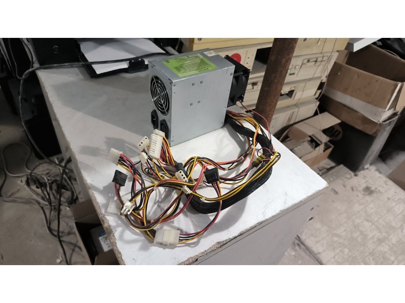 Блок живлення Gembird 550W